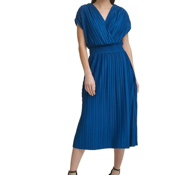 DKNY Pleated Smocked Waist Dress :: NWOT - Picture 2 of 9